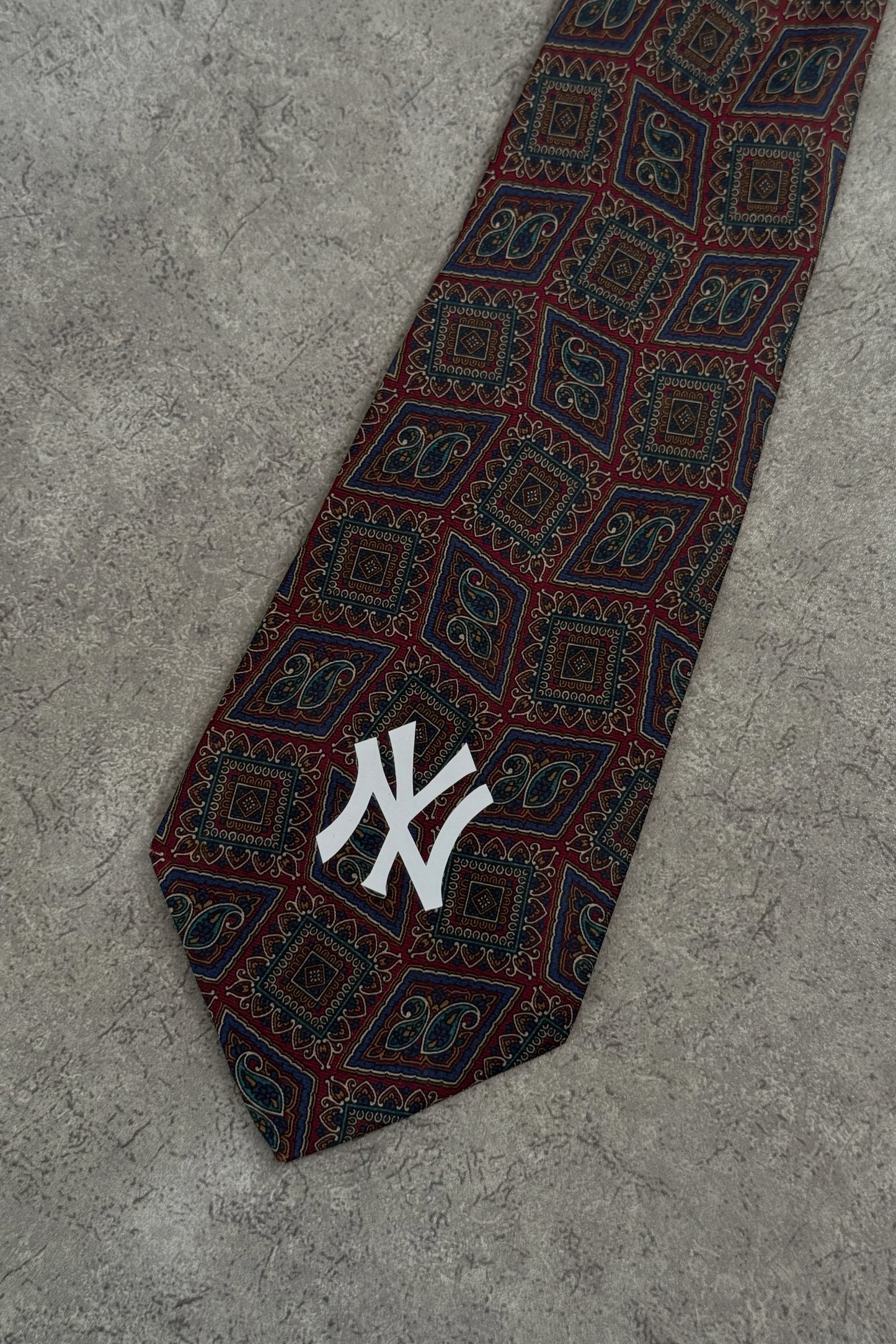 NY Yankees tie