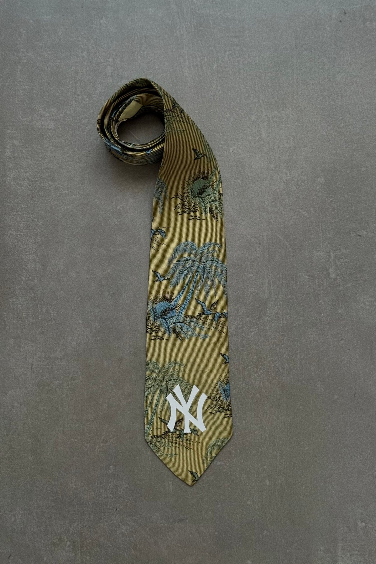 NY Yankees tie