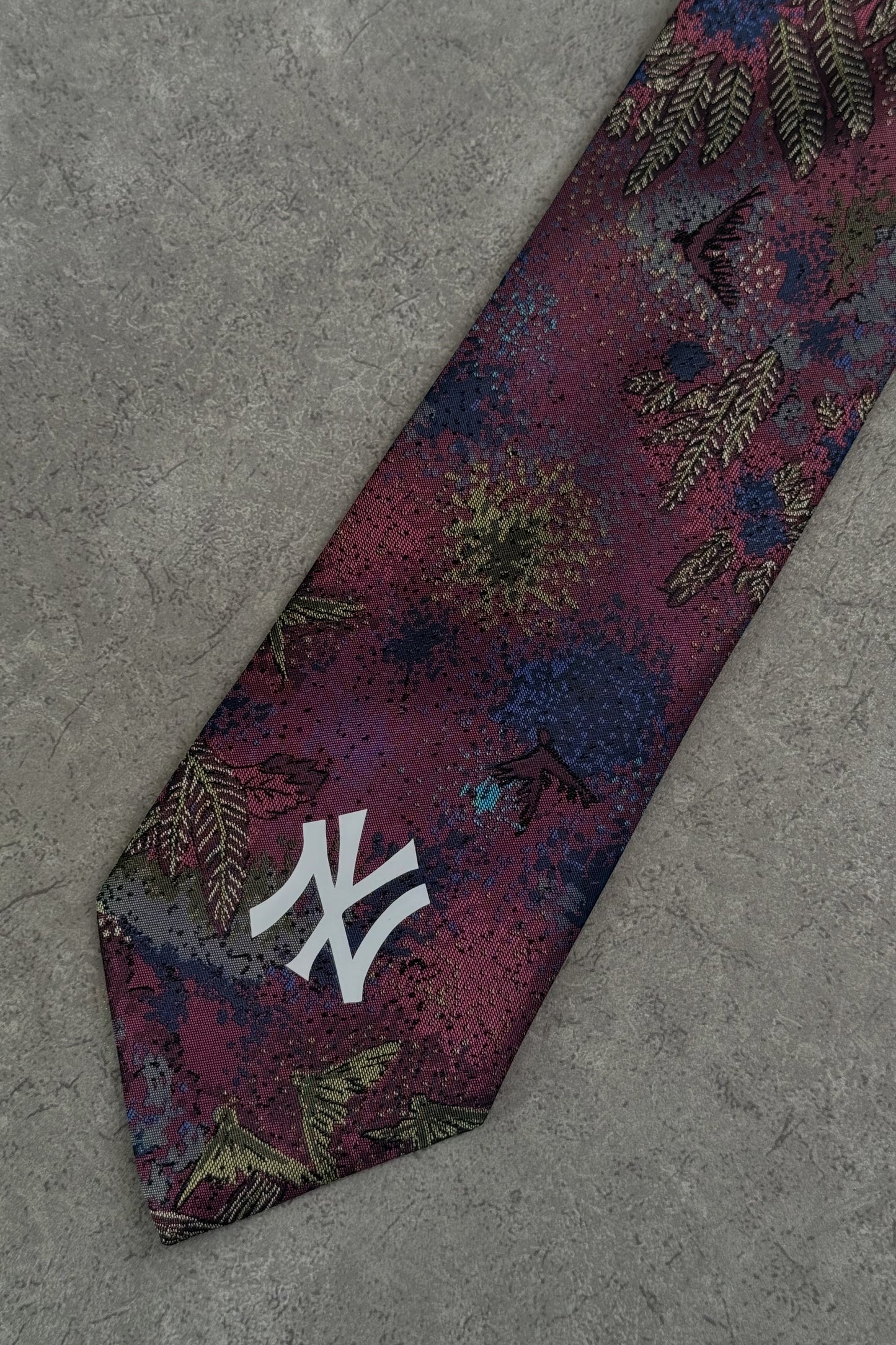 NY Yankees tie