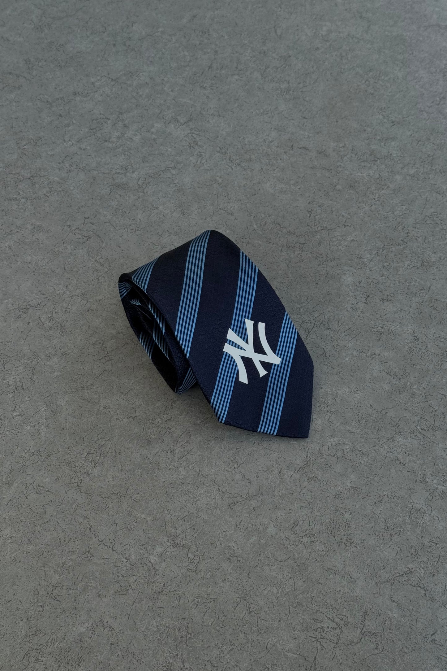 NY Yankees tie