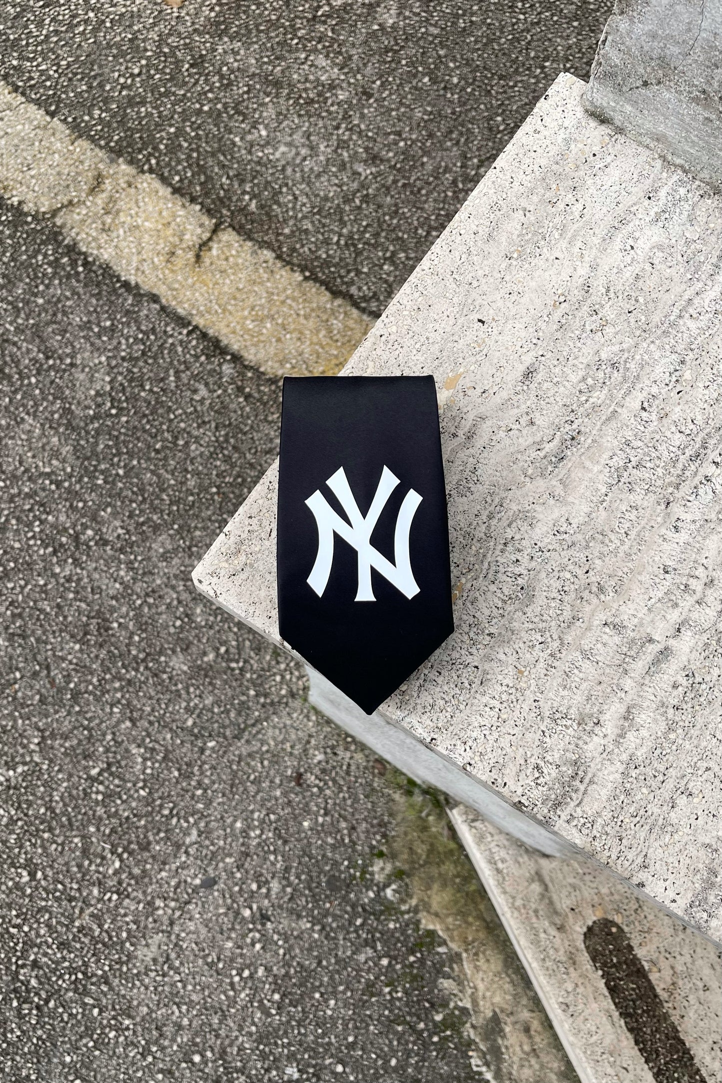 NY Yankees tie