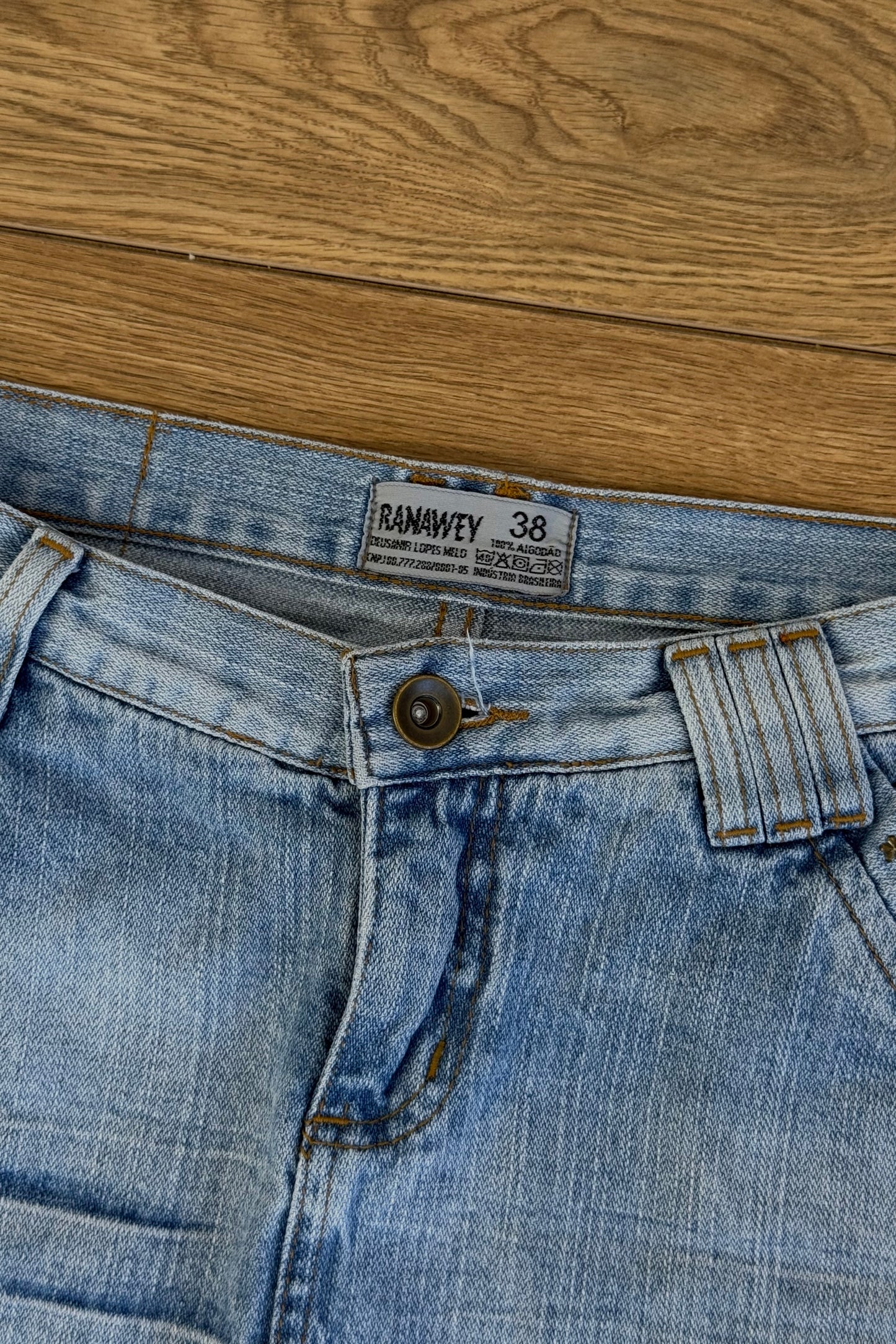 Y2K denim skirt