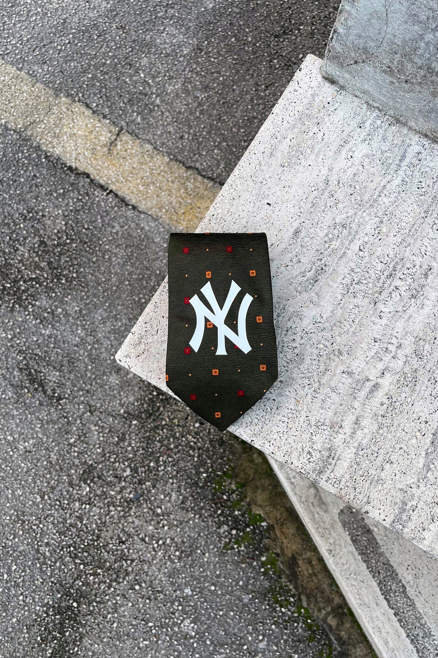 NY Yankees tie