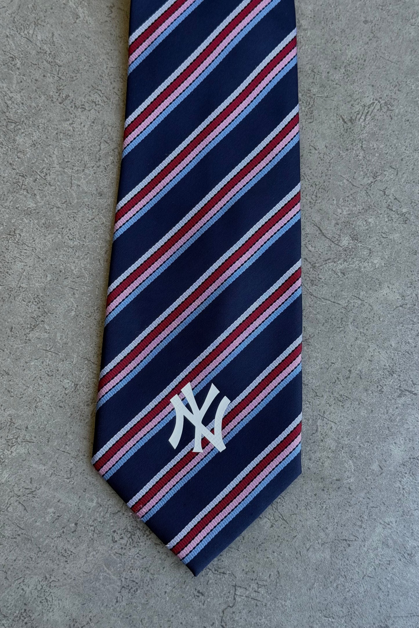 NY Yankees tie