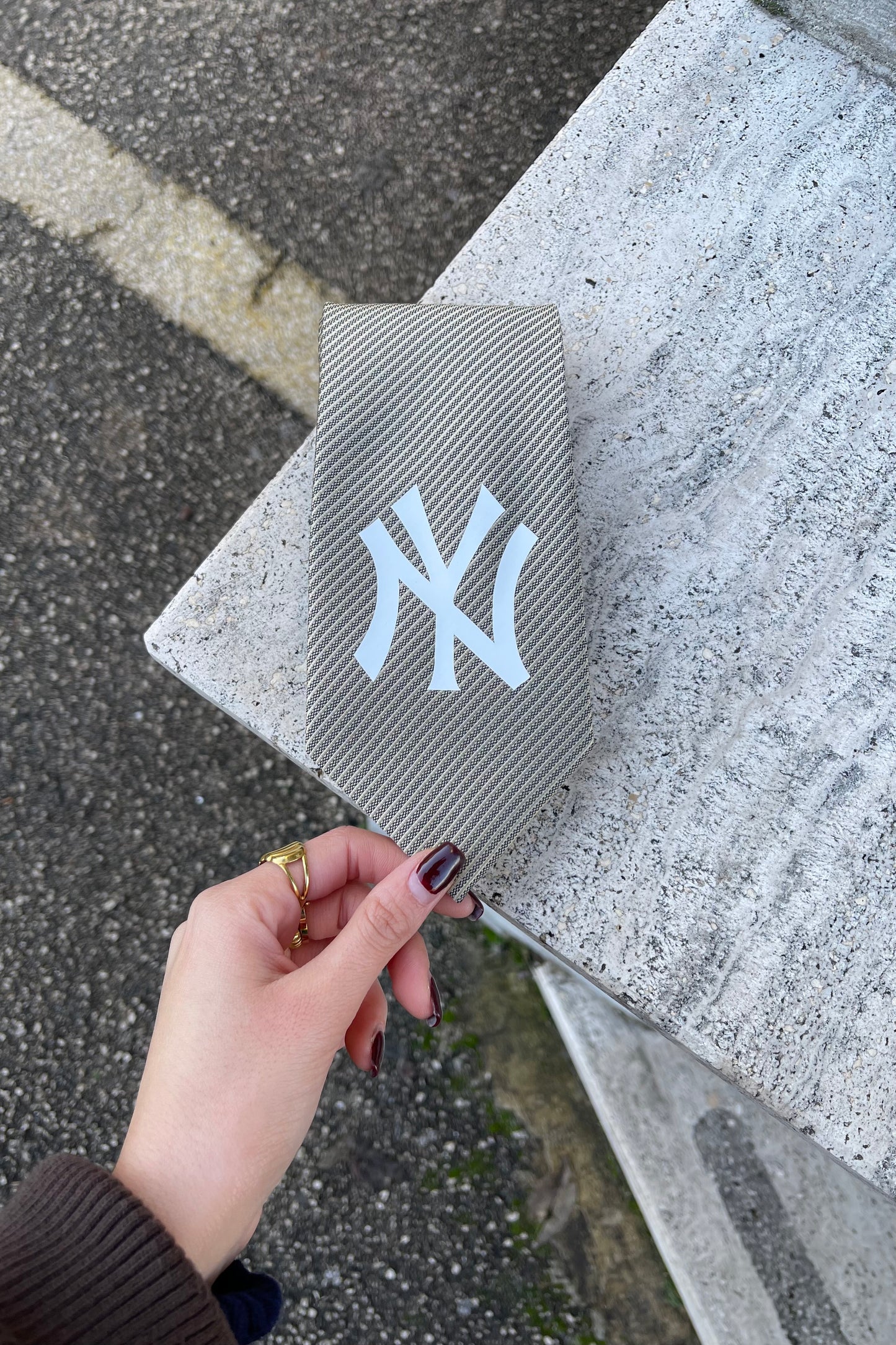 NY Yankees tie