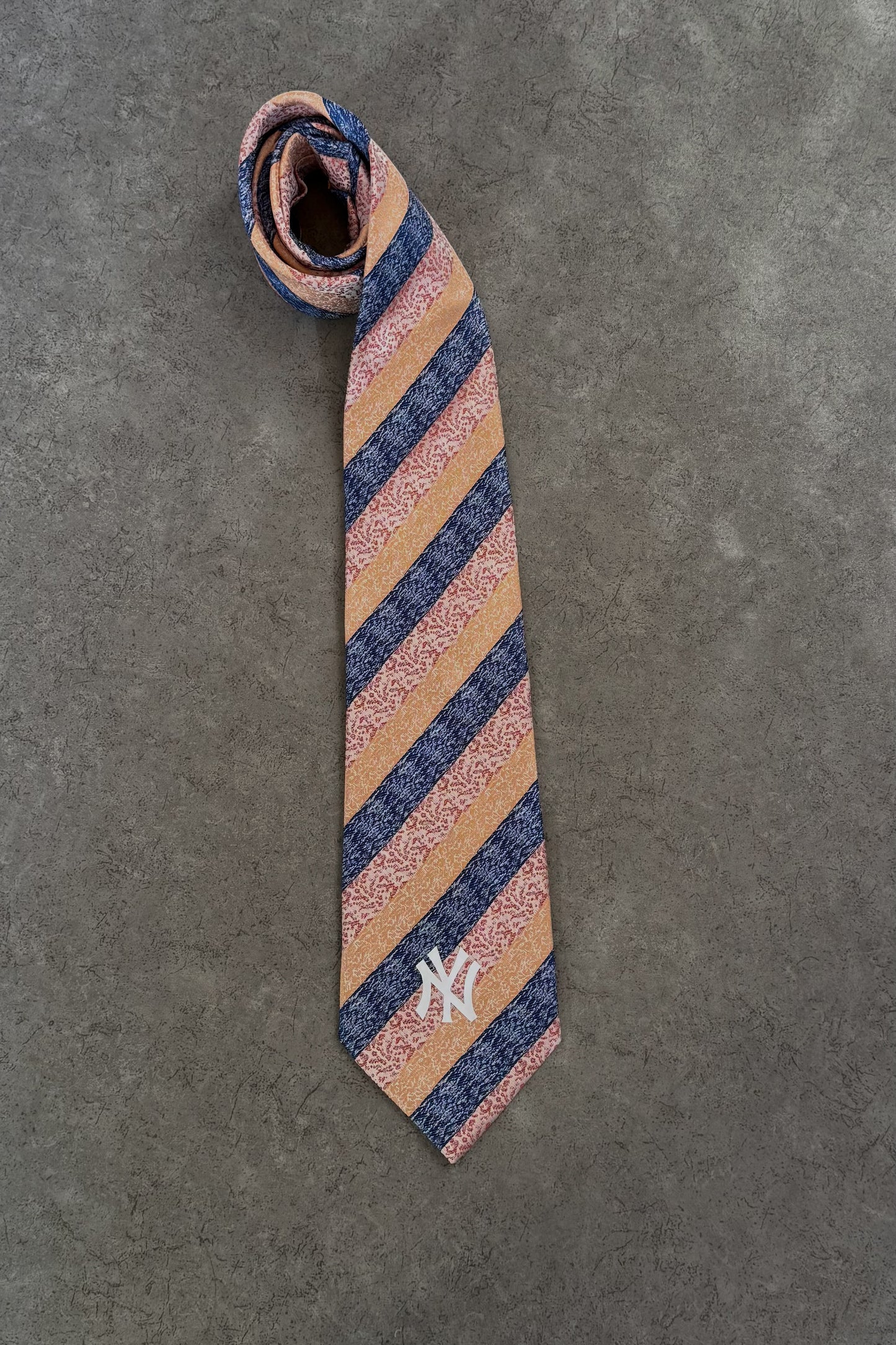 NY Yankees tie