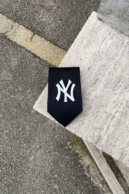 NY Yankees tie