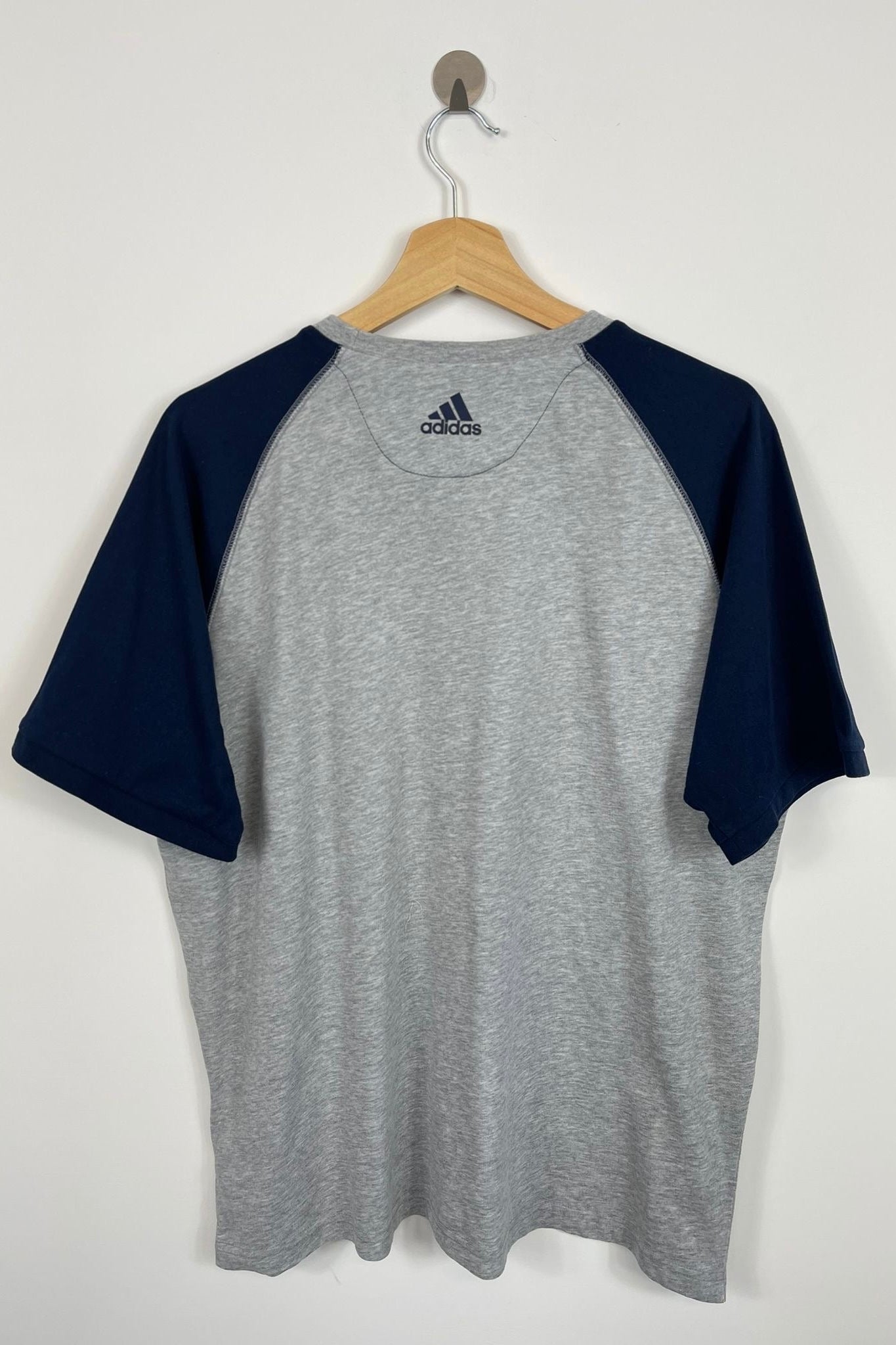 Adidas T-shirt