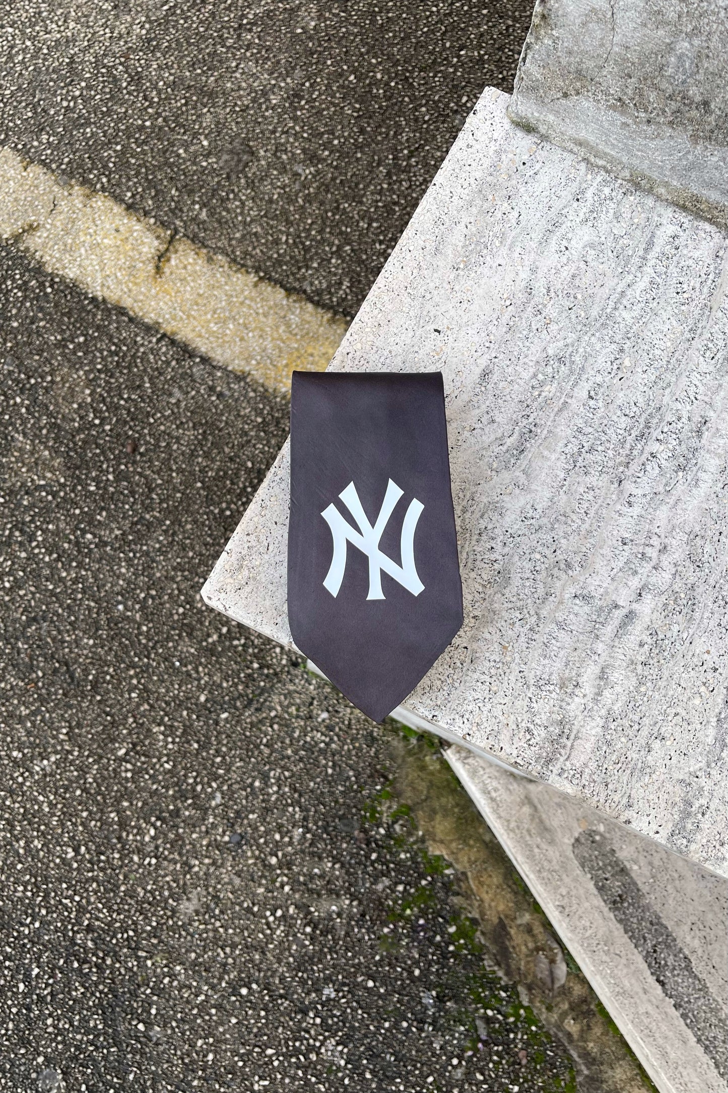 NY Yankees tie