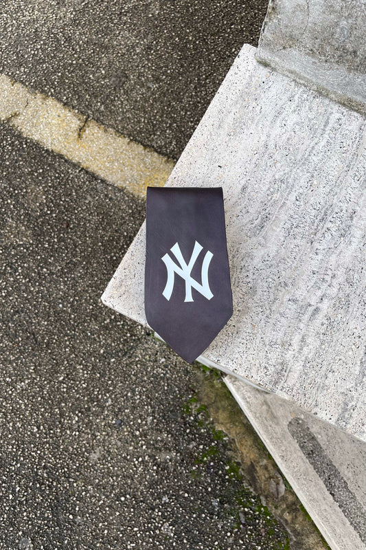 NY Yankees tie