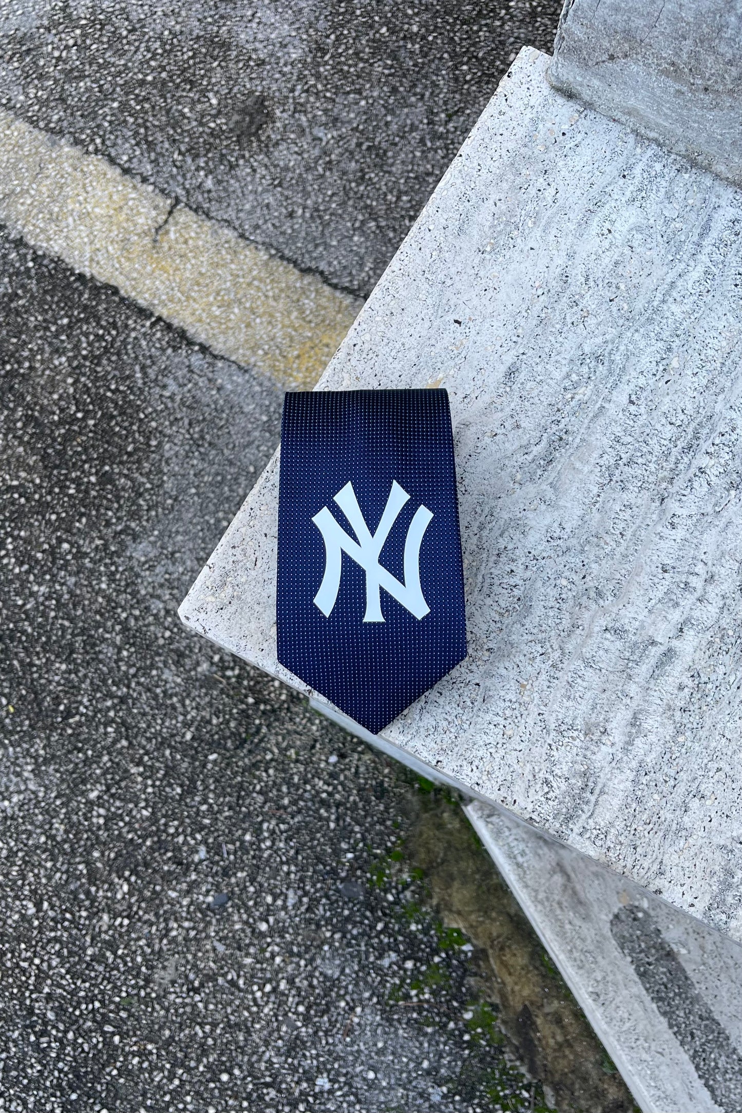 NY Yankees tie