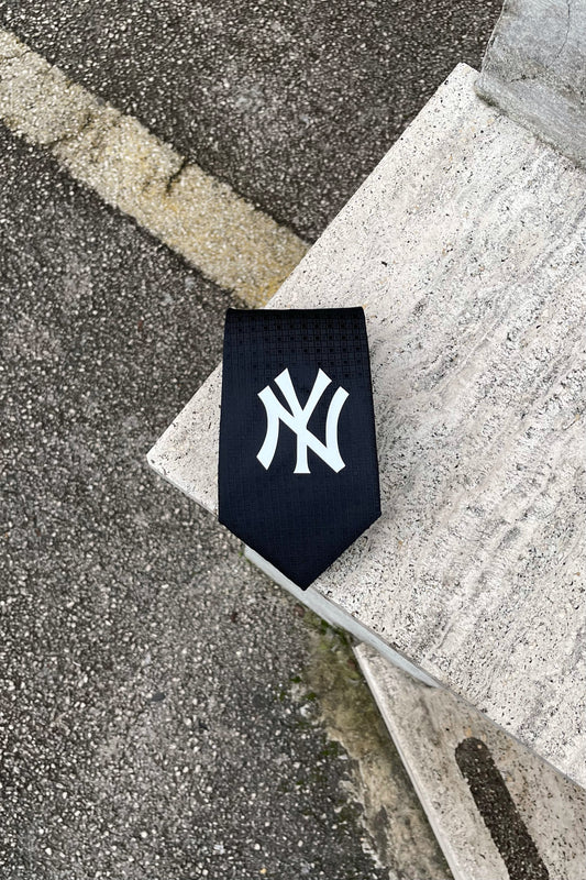 NY Yankees tie