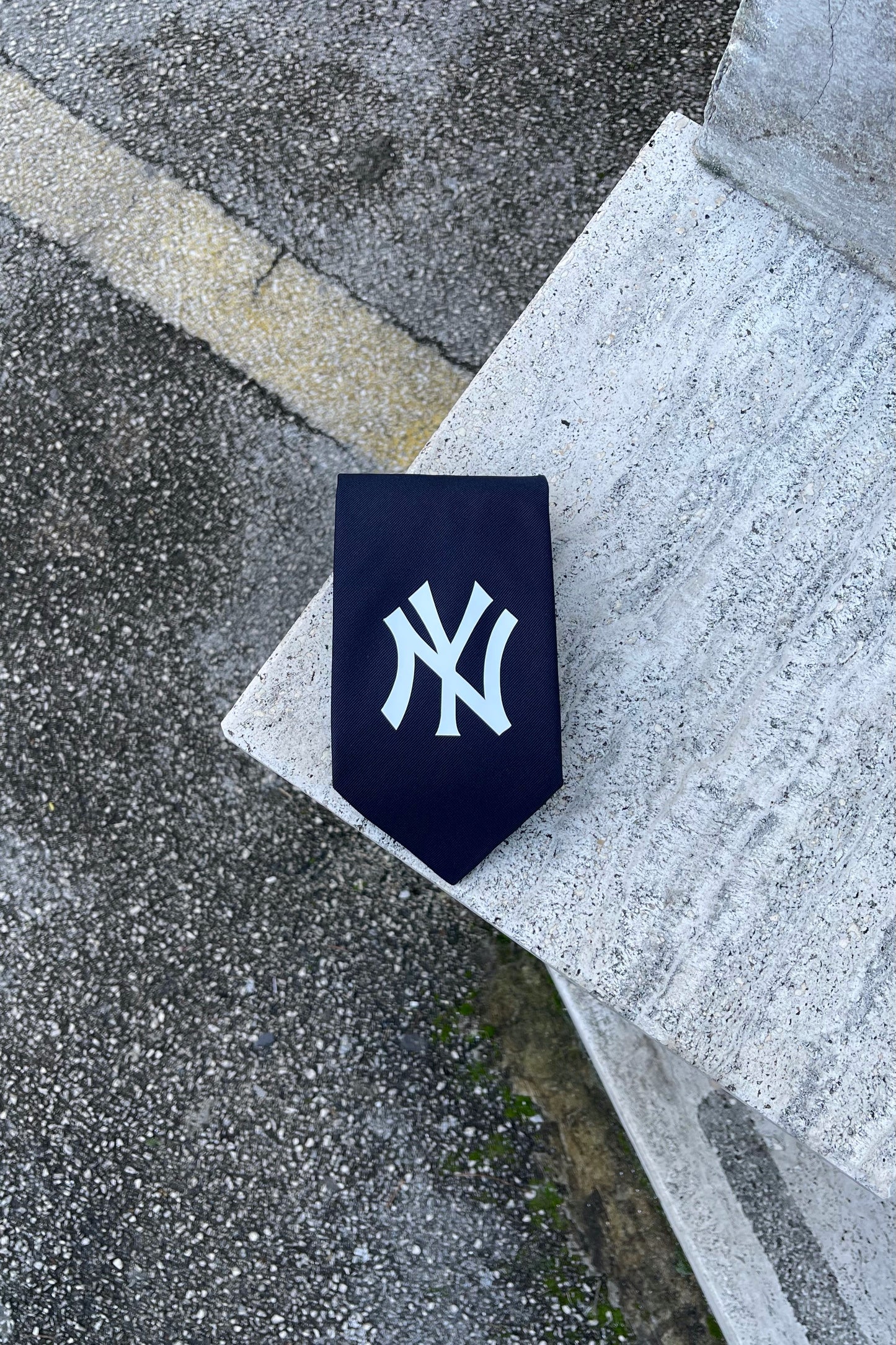 NY Yankees tie