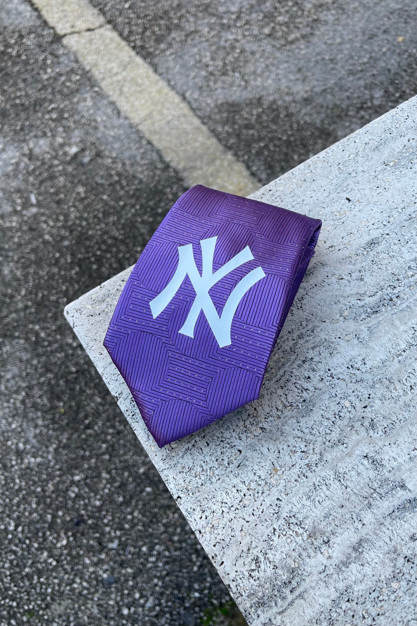 NY Yankees tie