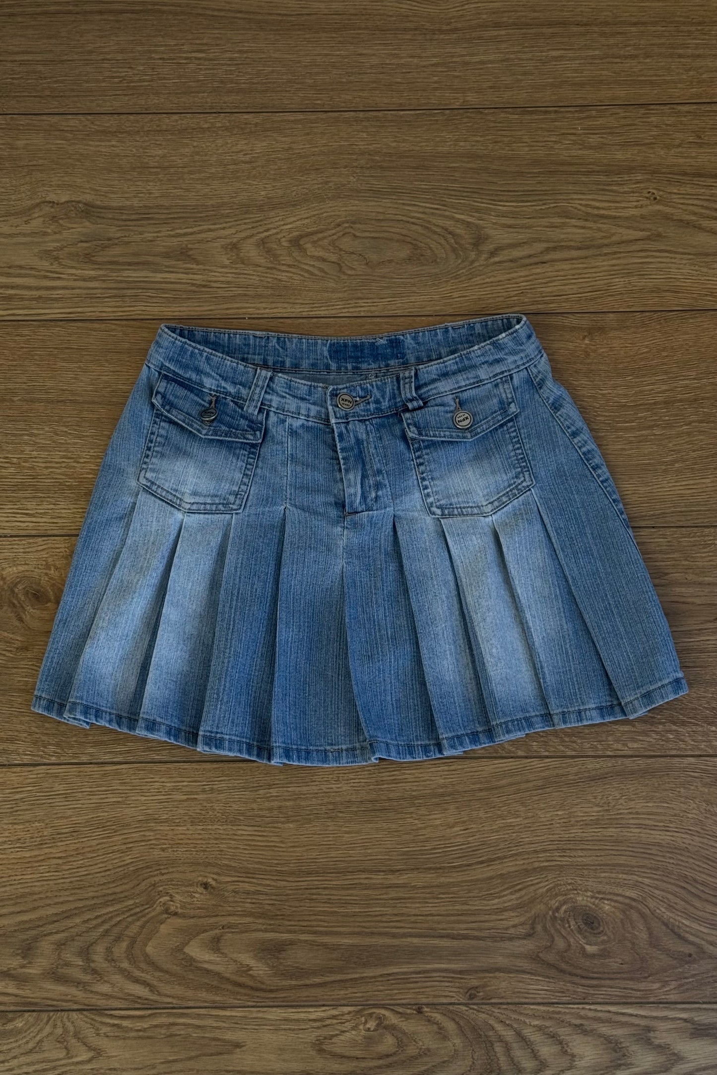 Y2K denim skirt