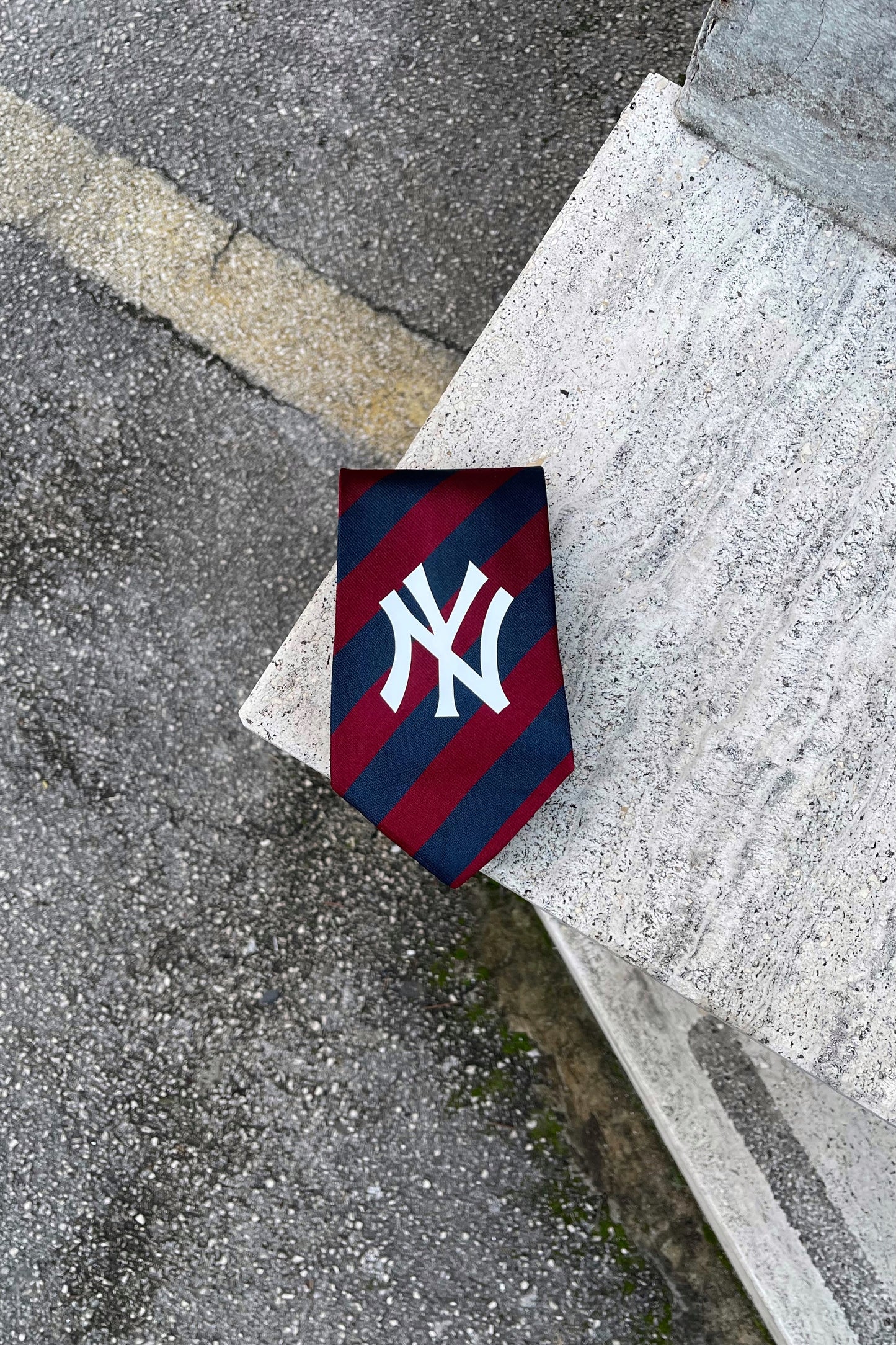 NY Yankees tie