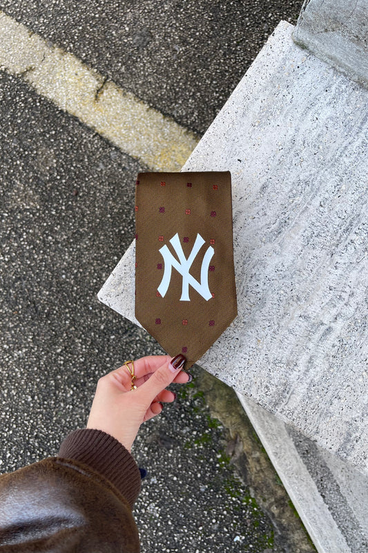 NY Yankees tie