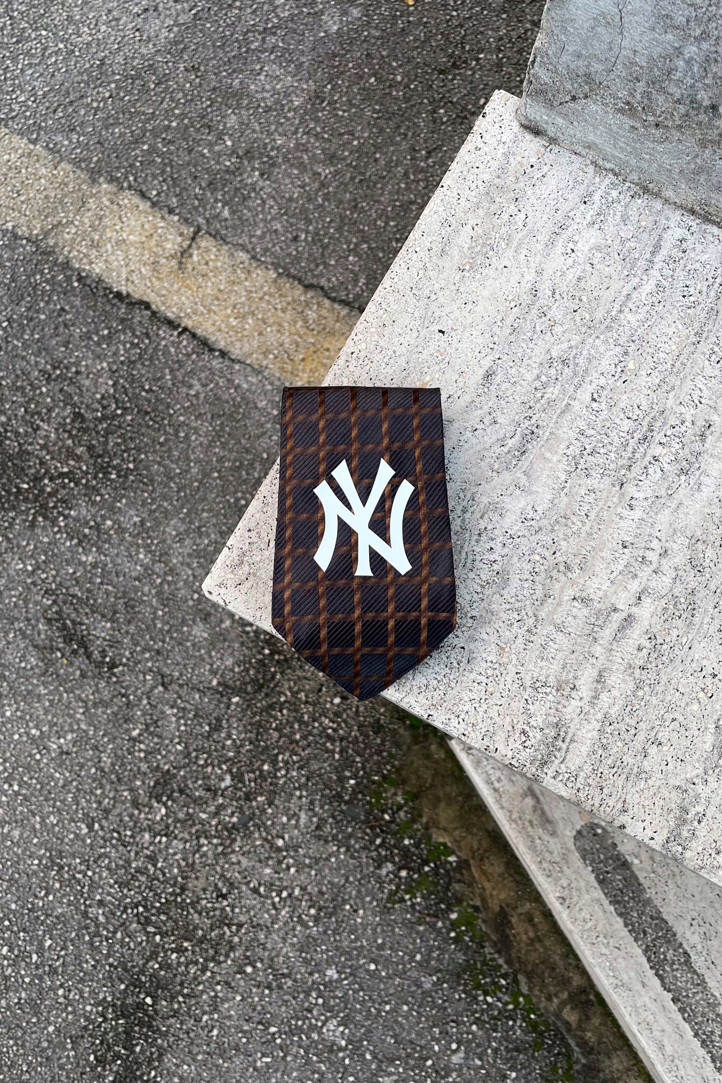 NY Yankees tie