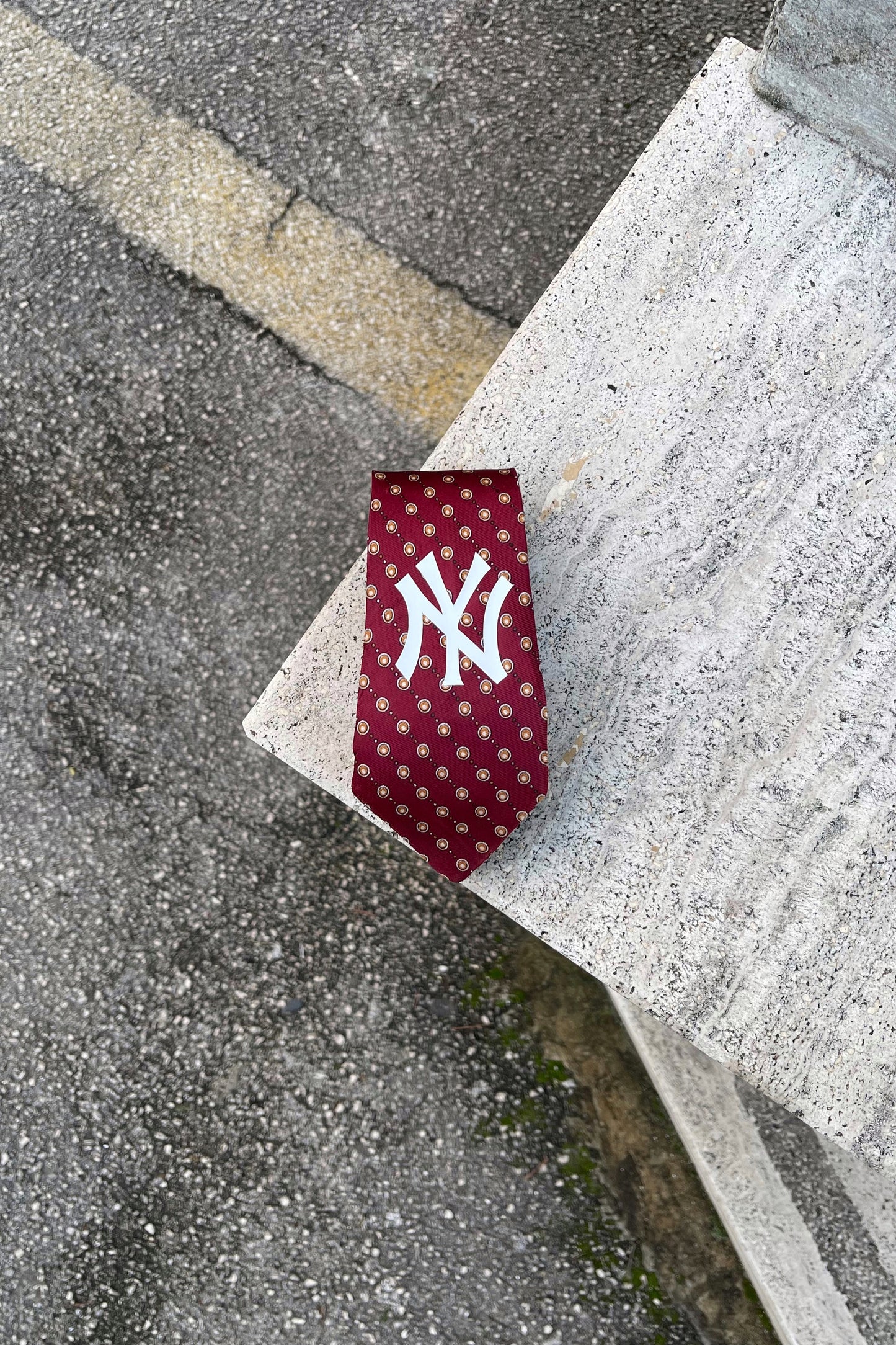 NY Yankees tie