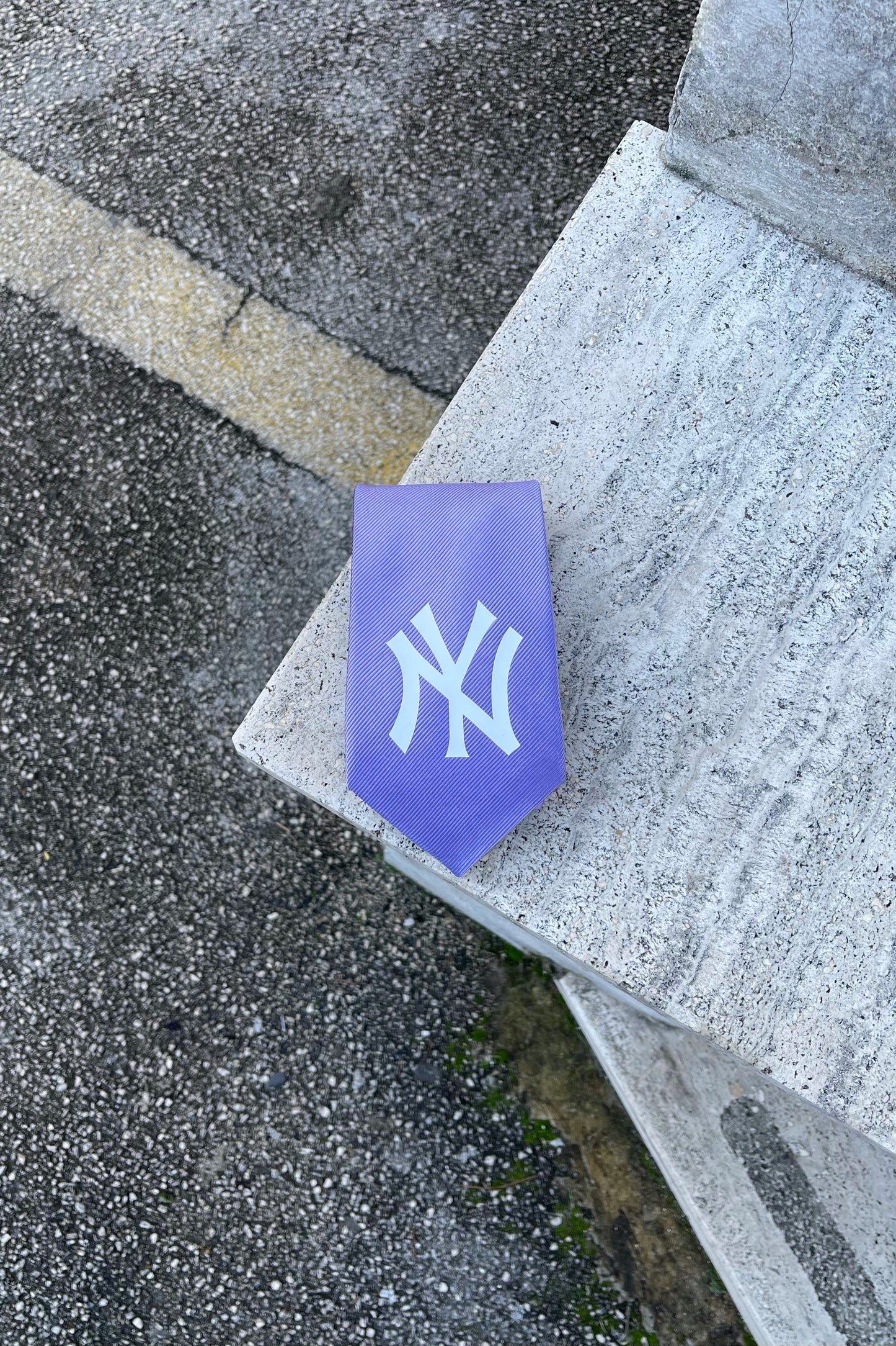 NY Yankees tie