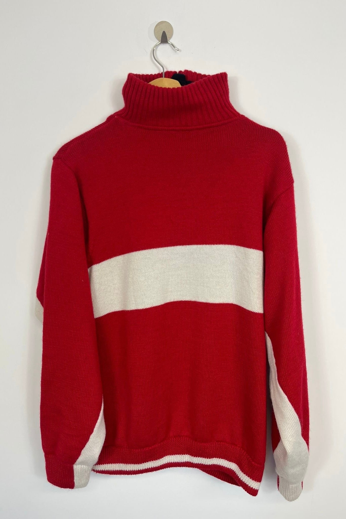 Vintage sweater 50% wool